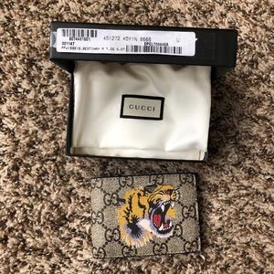 ***SOLD ON MERCARI***